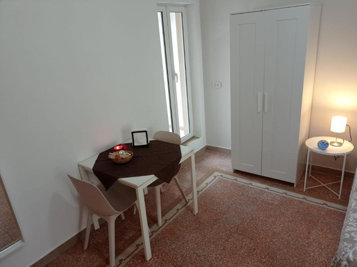 Bari Guest House Esterno foto